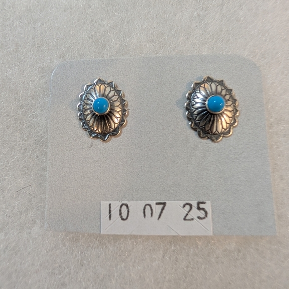 Native Turquoise And 925 Sterling Silver Stud Earrings - Picture 1 of 3